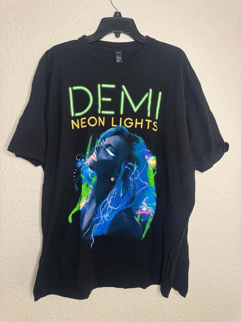 Demi Lovato The Neon Lights Tour 2014 T-Shirt XXL
